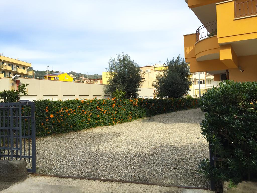 B&B Mareagro Santa Teresa Di Riva Dış mekan fotoğraf