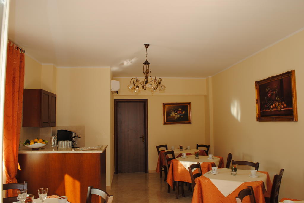 B&B Mareagro Santa Teresa Di Riva Oda fotoğraf