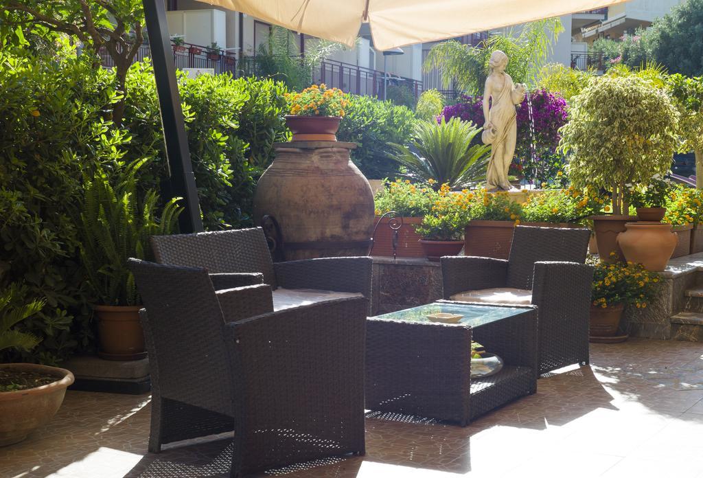 B&B Mareagro Santa Teresa Di Riva Dış mekan fotoğraf
