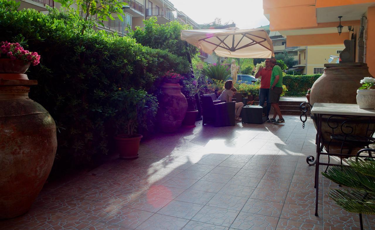 B&B Mareagro Santa Teresa Di Riva Dış mekan fotoğraf